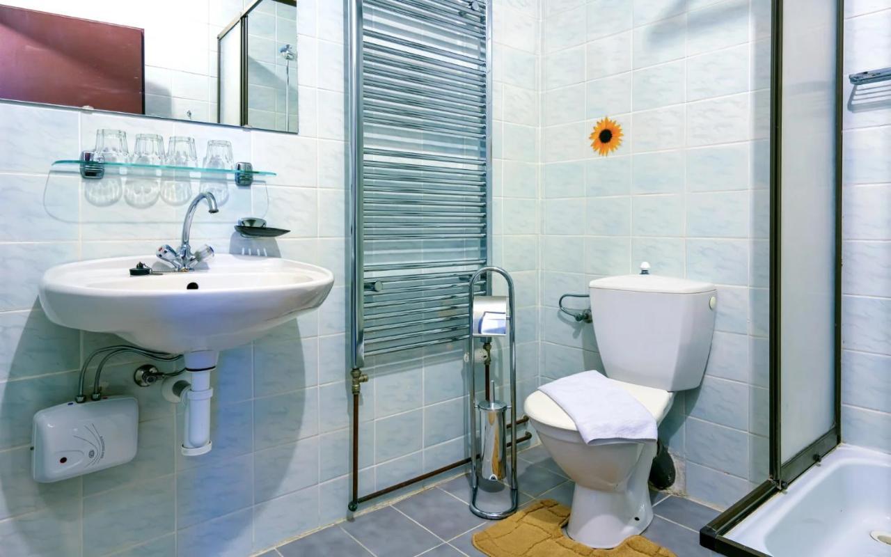 Hotel Stara Skola Na Sumave Horice na Sumave Bagian luar foto